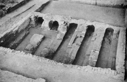 [Illustration: Four brick kilns have been excavated. The one shown had five firing chambers. Roofing tiles were also made in the Jamestown brick kilns.]